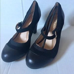 Journee Collection Heel - 7 - New!